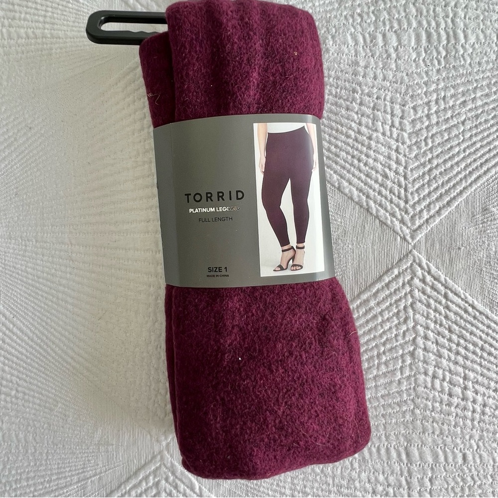Torrid Platinum Full Length Leggings in burgundy maroon